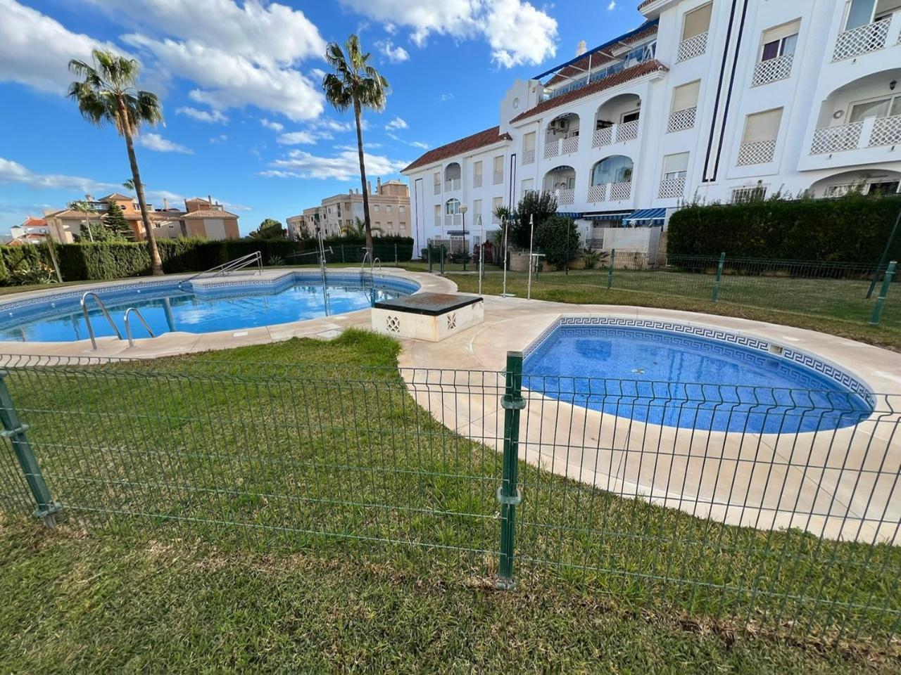 Torremolinos Habitaciones Privada En Apartamentos Compartidos Εξωτερικό φωτογραφία
