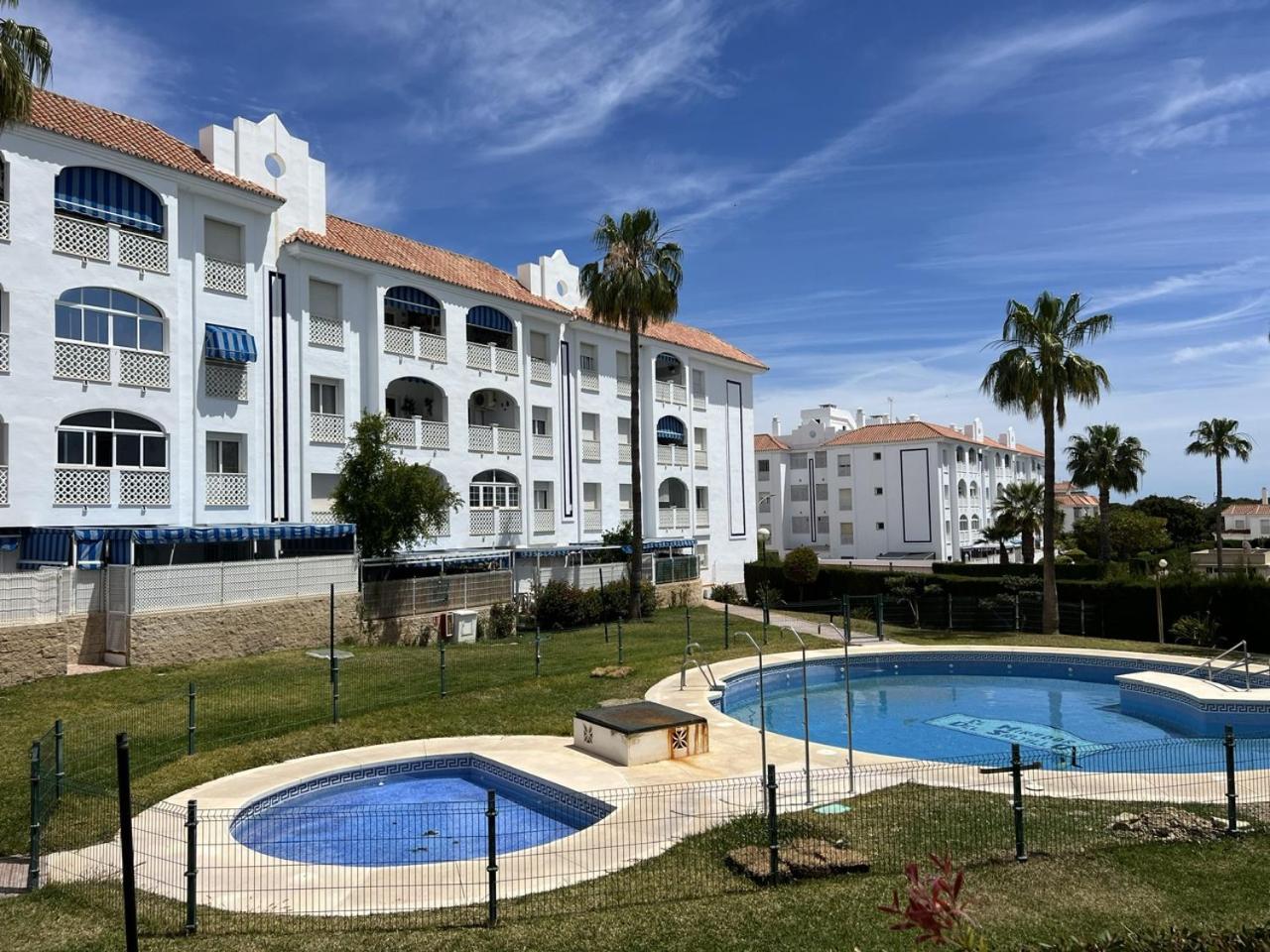 Torremolinos Habitaciones Privada En Apartamentos Compartidos Εξωτερικό φωτογραφία